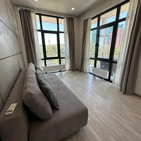 Arcadia Sky 2 Bedrooms 70 M2 Apartment Odesa